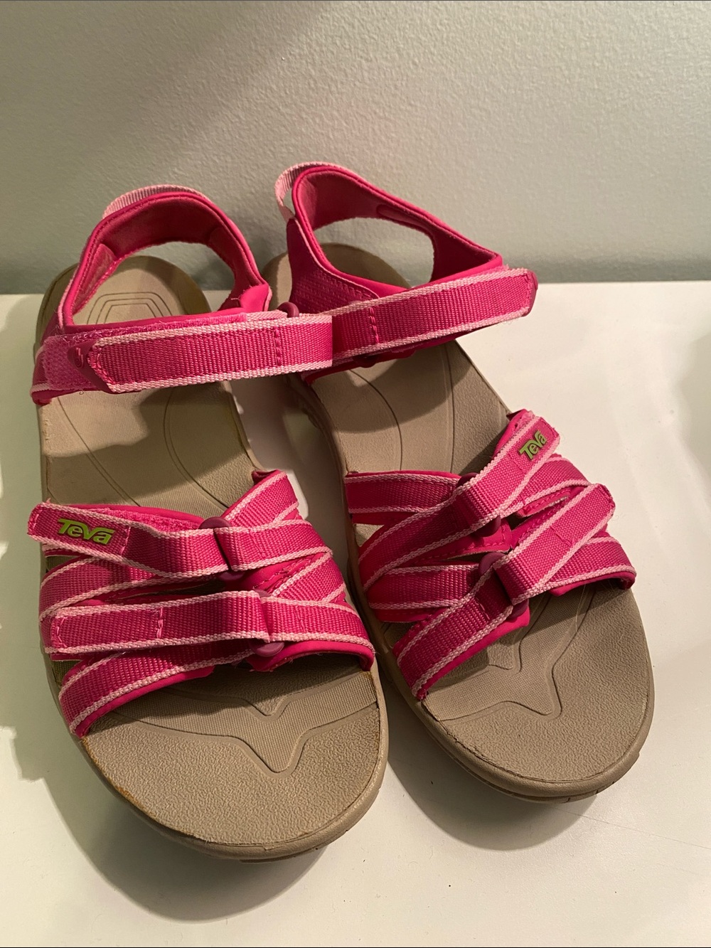 Girls Teva Sandals Size US 4 / EU 34 Pink